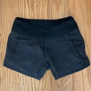 Ivivva Black Short Size 8